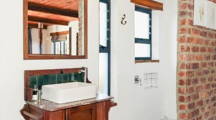 Duikersdrift Winelands Country Escape