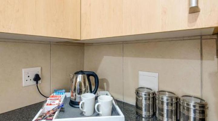 RAD STAYS - Illovo Mews 245 Oxford Road