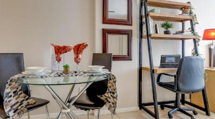 RAD STAYS - Illovo Mews 245 Oxford Road