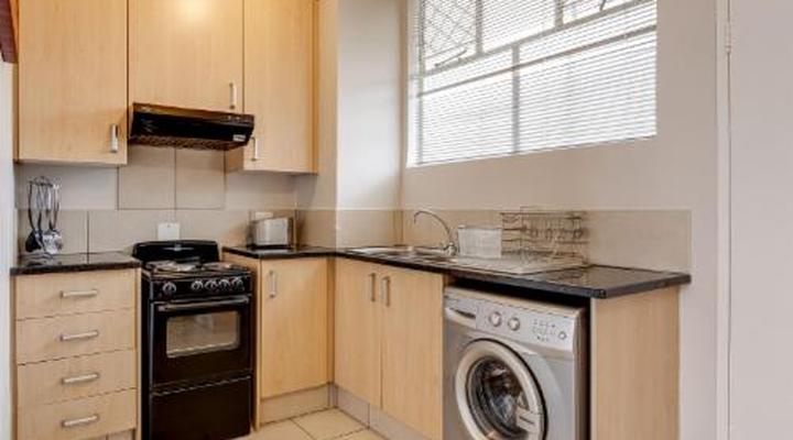 RAD STAYS - Illovo Mews 245 Oxford Road