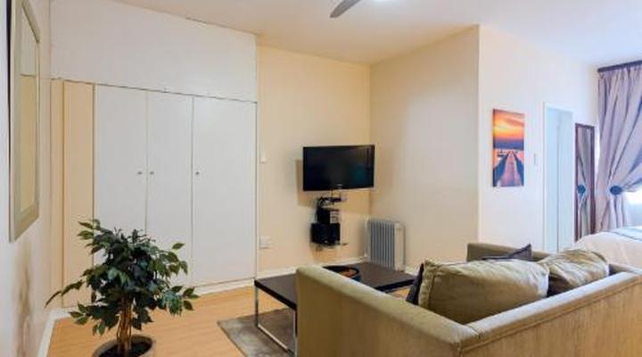 RAD STAYS - Illovo Mews 245 Oxford Road