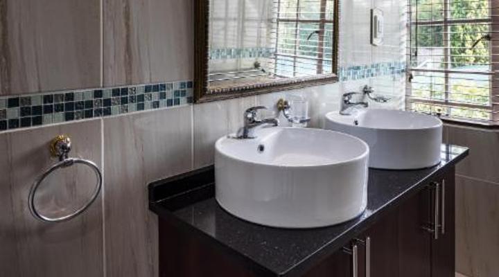 Gallo Manor Executive Bed & Breakfast