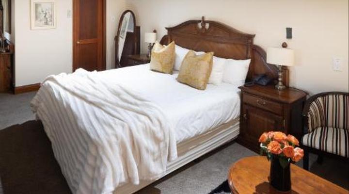 Gallo Manor Executive Bed & Breakfast