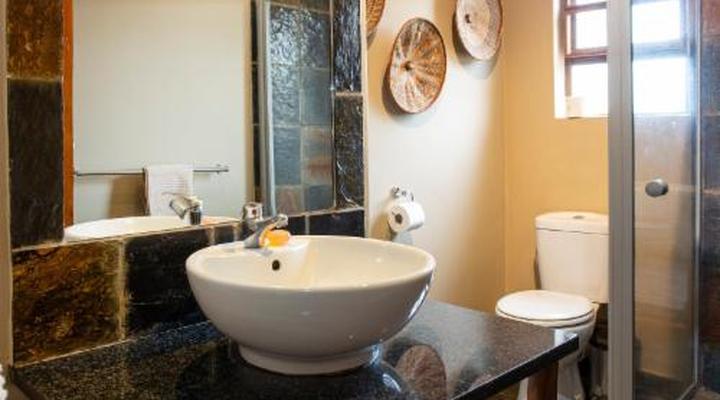 Sondela Nature Reserve & Spa Chalets