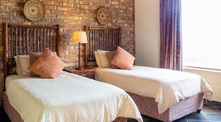 Sondela Nature Reserve & Spa Chalets