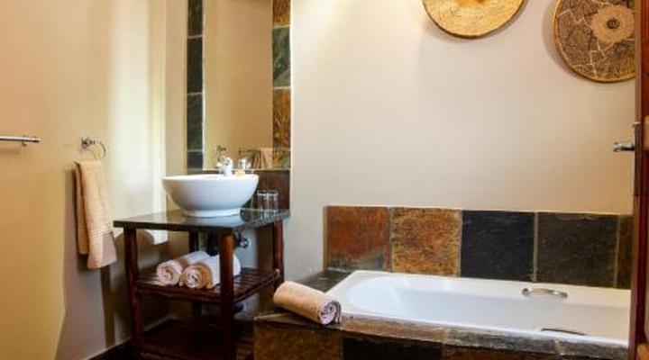 Sondela Nature Reserve & Spa Chalets