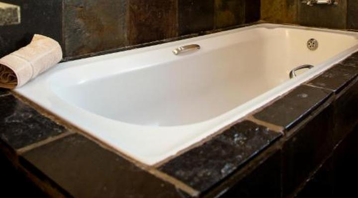 Sondela Nature Reserve & Spa Chalets