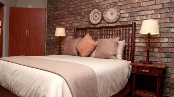 Sondela Nature Reserve & Spa Chalets