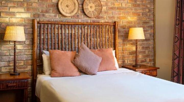 Sondela Nature Reserve & Spa Chalets