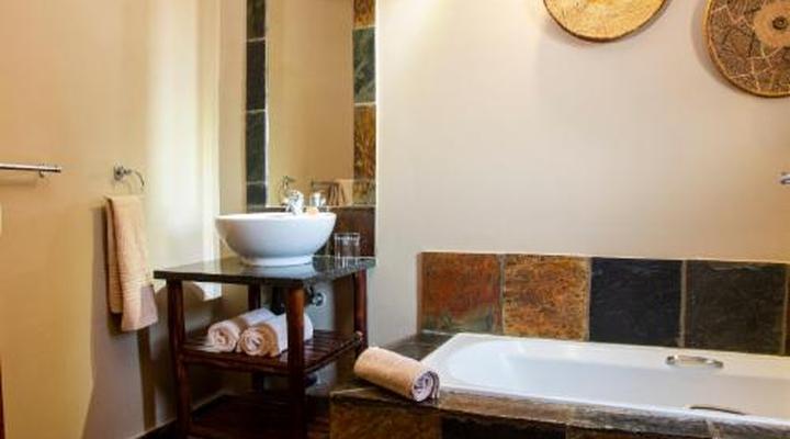 Sondela Nature Reserve & Spa Chalets