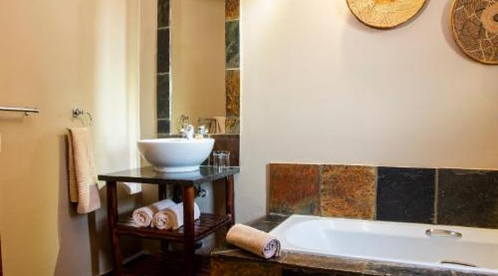 Sondela Nature Reserve & Spa Chalets