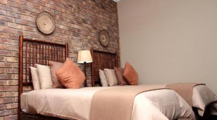 Sondela Nature Reserve & Spa Chalets