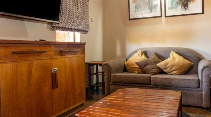 Sondela Nature Reserve & Spa Chalets