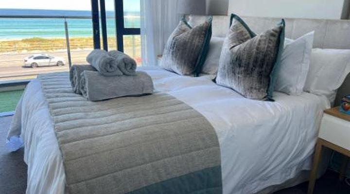 Blouberg Luxury Beachfront apartment