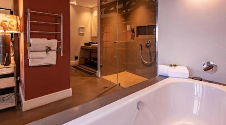 Zulu Rock Lodge - Babanango Game Reserve