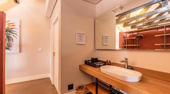 Zulu Rock Lodge - Babanango Game Reserve