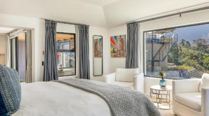 Villa Lion View - Private Luxury Retreat