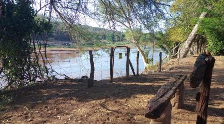 Nthakeni Bush & River Camp