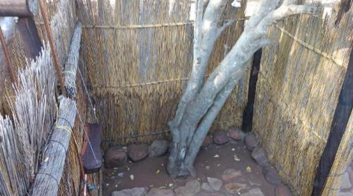 Nthakeni Bush & River Camp