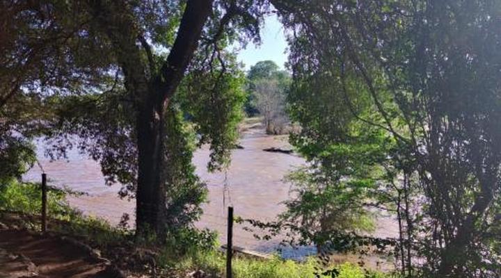 Nthakeni Bush & River Camp