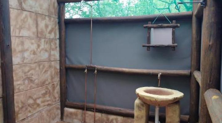 Nthakeni Bush & River Camp