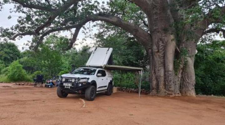 Nthakeni Bush & River Camp