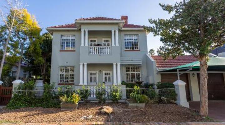 Minserie Collection: Classic Central House