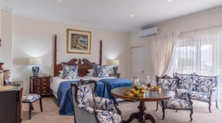 Grand Lux Boutique Manor