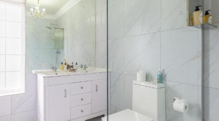 Grand Lux Boutique Manor