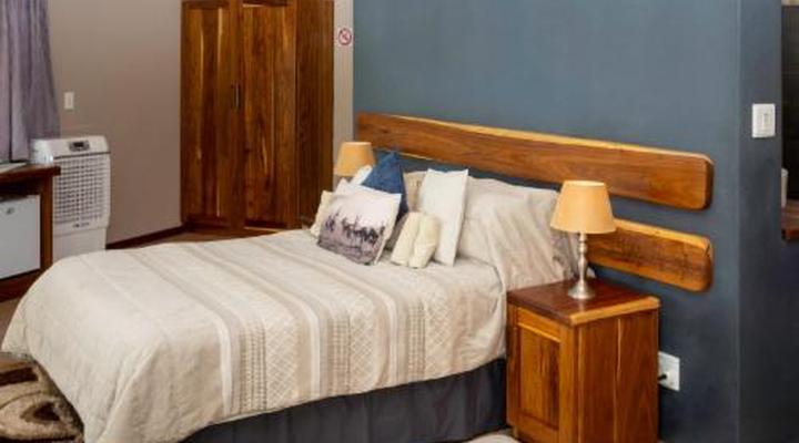 Africa Awaits Lodge & Safaris