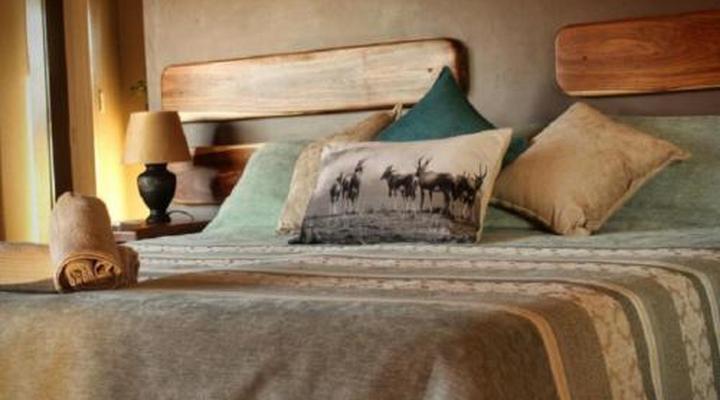 Africa Awaits Lodge & Safaris