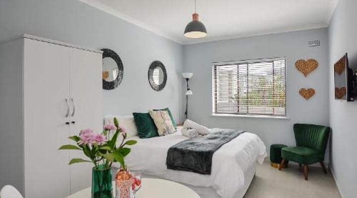 Sea Breeze Apartments