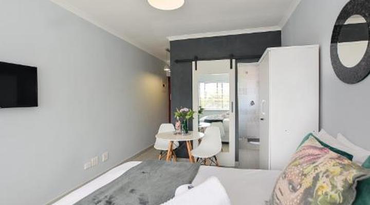 Sea Breeze Apartments