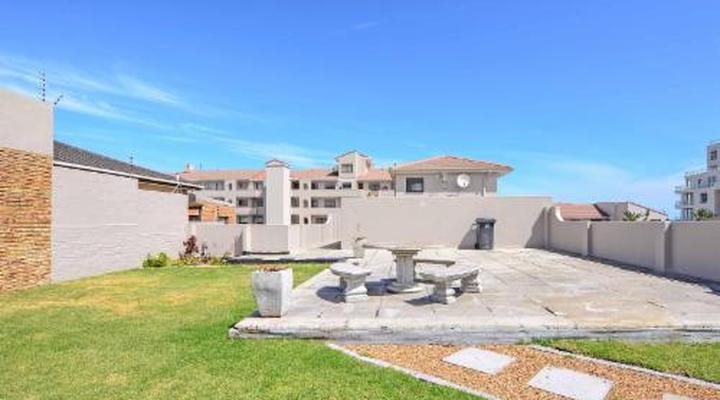 Sea Breeze Apartments