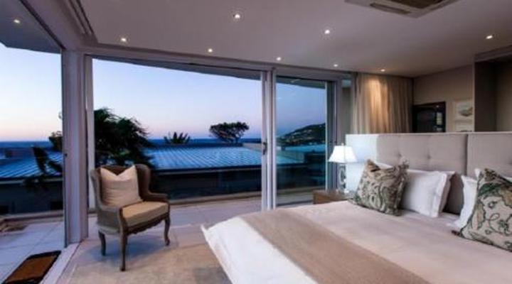 Villa on 1st Crescent