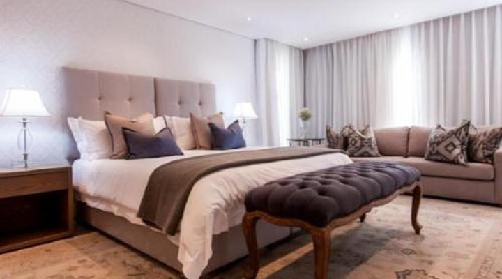 Villa on 1st Crescent