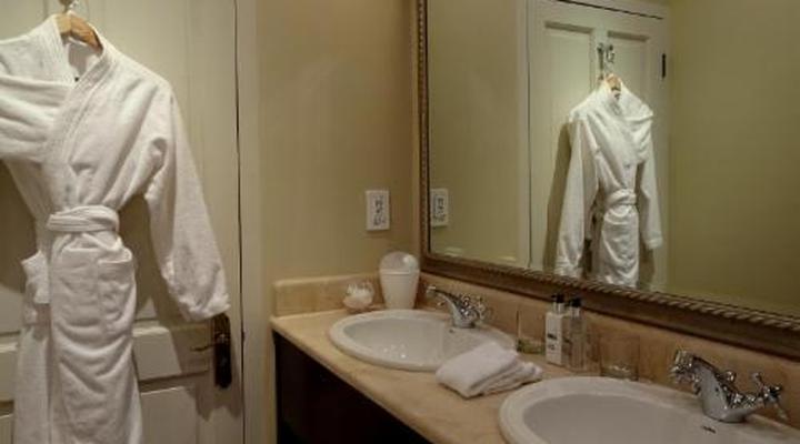 La Cabriere Country House