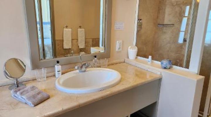 La Cabriere Country House