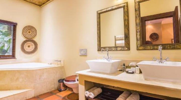 Sondela Nature Reserve & Spa Country House