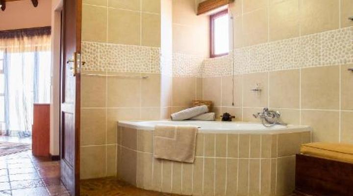 Sondela Nature Reserve & Spa Makhato Lodges