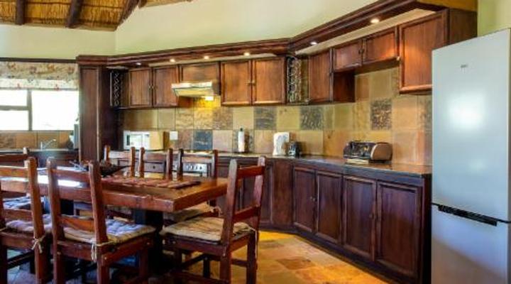 Sondela Nature Reserve & Spa Makhato Lodges