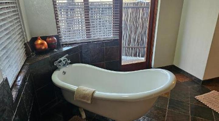 Sondela Nature Reserve & Spa Makhato Lodges