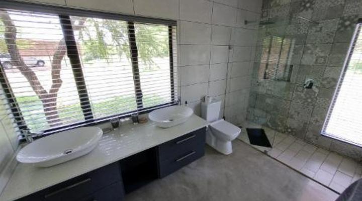 Sondela Nature Reserve & Spa Makhato Lodges