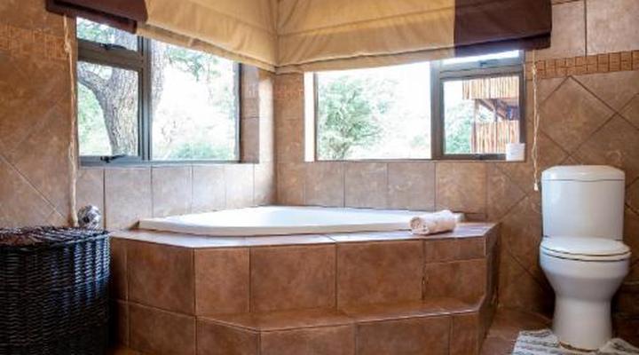 Sondela Nature Reserve & Spa Makhato Lodges