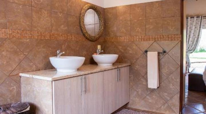 Sondela Nature Reserve & Spa Makhato Lodges