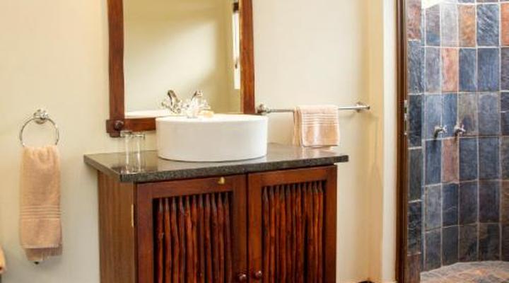 Sondela Nature Reserve & Spa Makhato Lodges