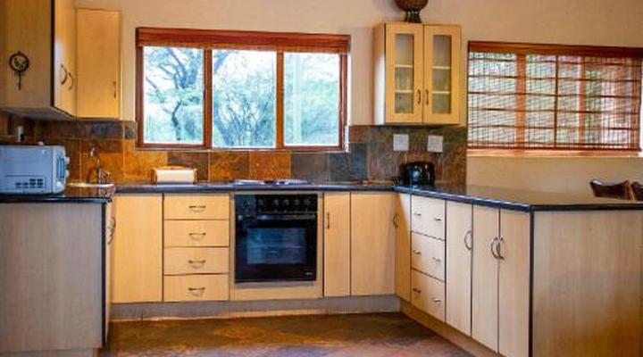 Sondela Nature Reserve & Spa Makhato Lodges