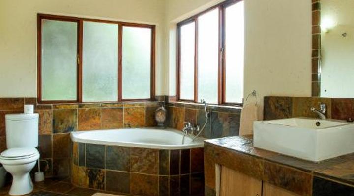 Sondela Nature Reserve & Spa Makhato Lodges