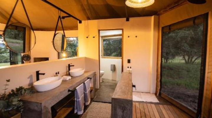 Sasi Bush Lodge