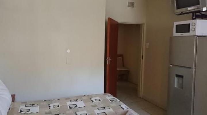 Country Blue Luxury Guest House